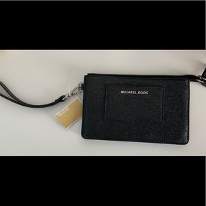 NWT Michael Kors Wristlet